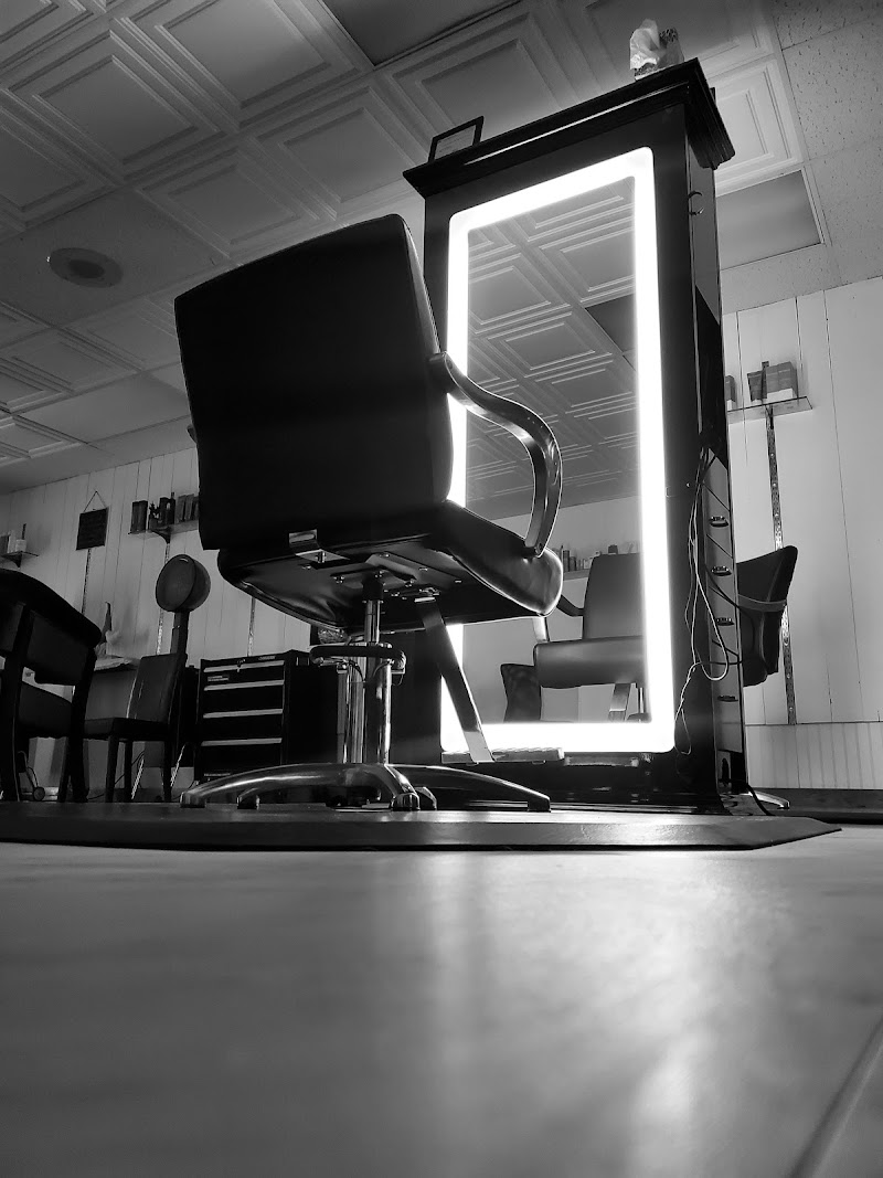 Urban Hair Salon, hair salon in Moorhead, MN, photo 5 of 7